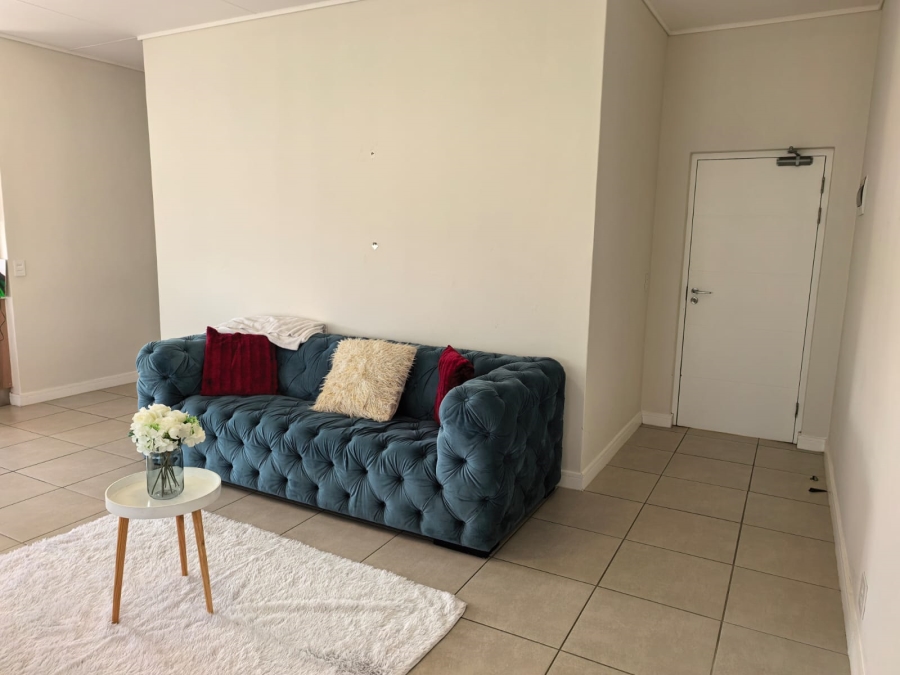 To Let 2 Bedroom Property for Rent in Parklands North Western Cape